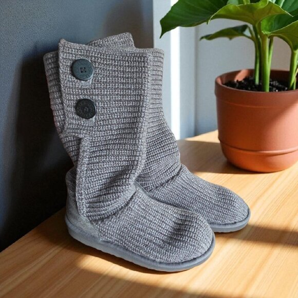 UGG ( 6-7 ) CARDY GREY Oversized Sweater Knit Cuffed Slipper/Boots - Picture 1 of 11